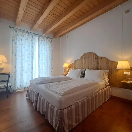 La Vineria Di San Mattia Villa Verona Room photo