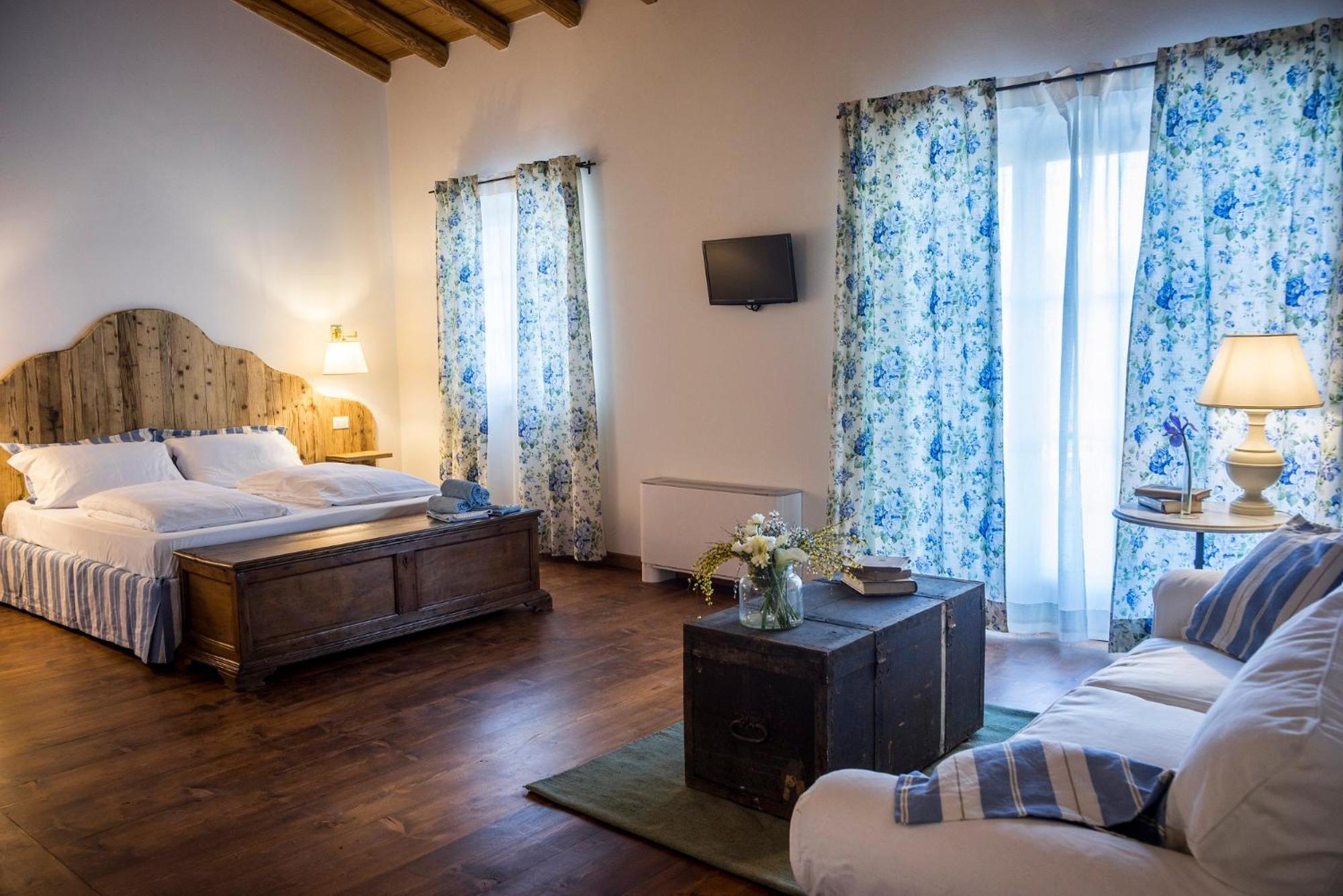 La Vineria Di San Mattia Farm stay *